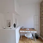 Le Saint Baudile 80sqm Parking Ac Church View Appartement *