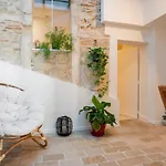 Appartement Le Saint Baudile 80sqm Parking Ac Church View