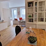 Le Saint Baudile 80sqm Parking Ac Church View * Nîmes