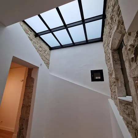 Le Saint Baudile 80sqm Parking Ac Church View *