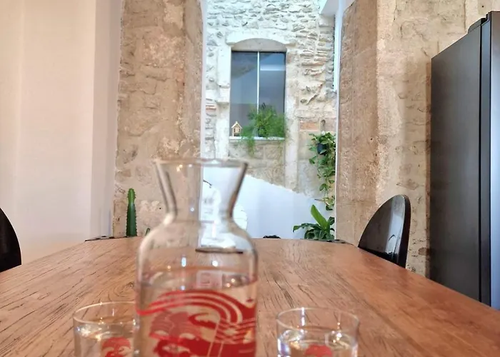 Le Saint Baudile 80sqm Parking Ac Church View * Nîmes