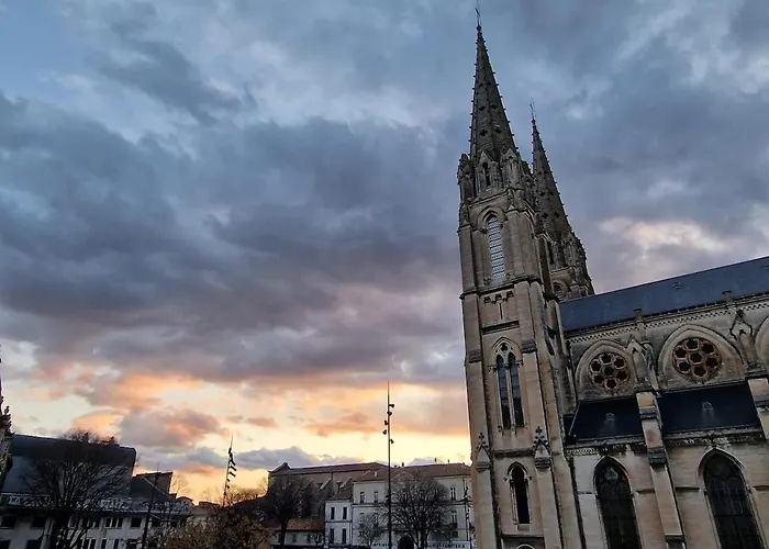 Le Saint Baudile 80sqm Parking Ac Church View Nîmes