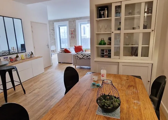 Le Saint Baudile 80sqm Parking Ac Church View * Nîmes